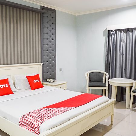 Oyo 2085 Chrysanta Hotel Bandung Exteriér fotografie