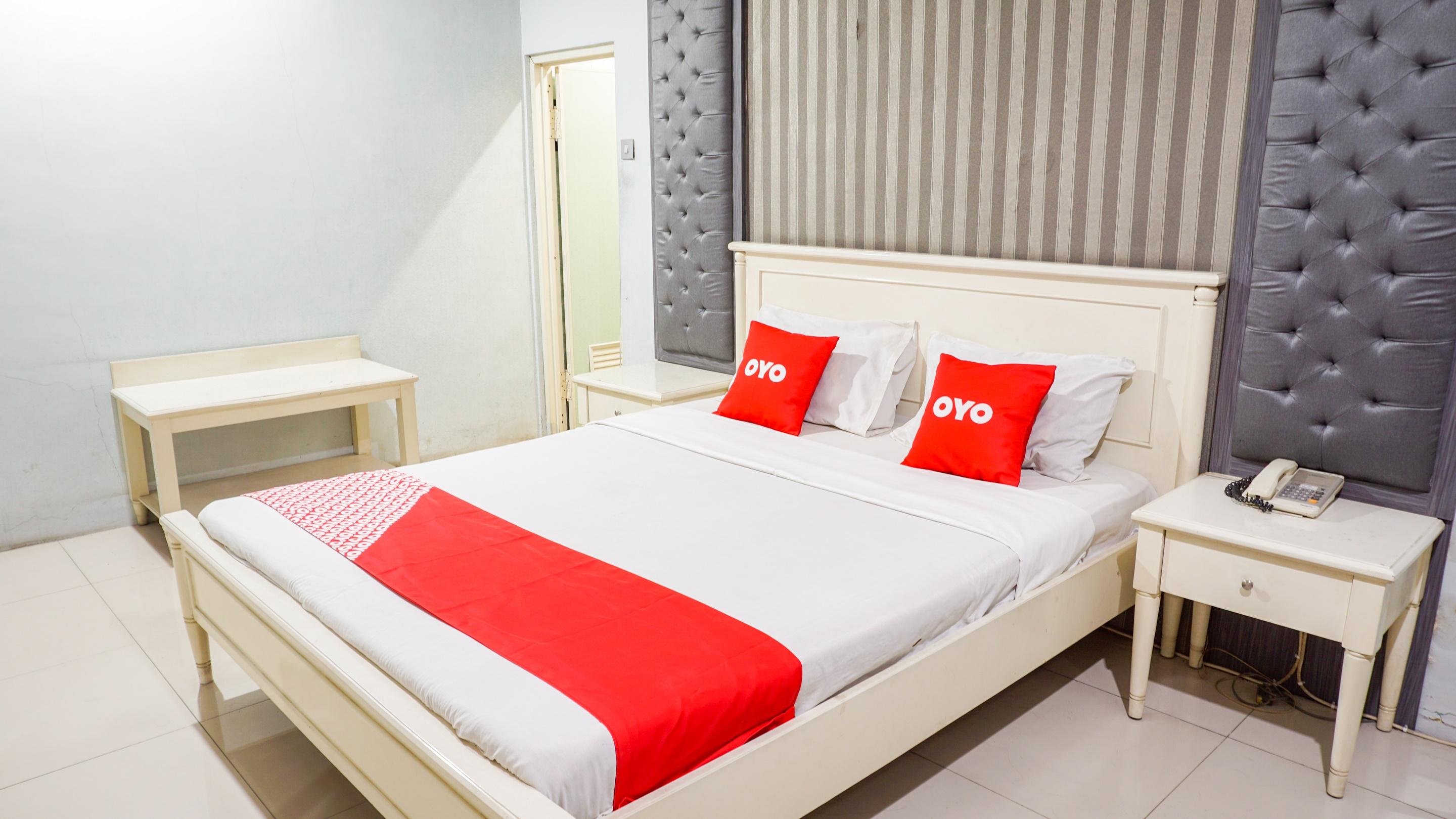 Oyo 2085 Chrysanta Hotel Bandung Exteriér fotografie