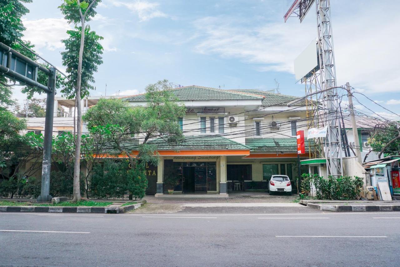Oyo 2085 Chrysanta Hotel Bandung Exteriér fotografie