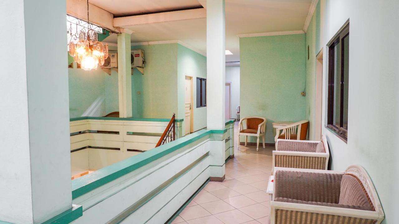Oyo 2085 Chrysanta Hotel Bandung Exteriér fotografie